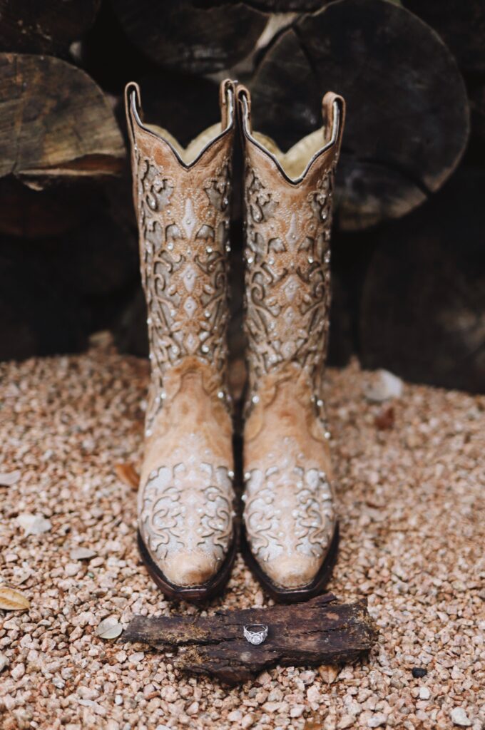 western-wedding-boots