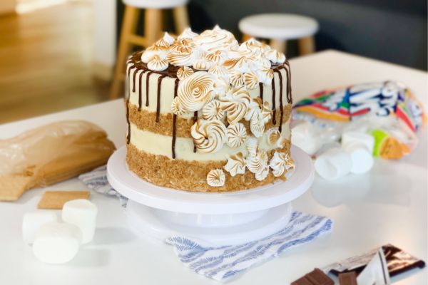 flavour-smores-wedding-cake-inspiration-ideal-bride